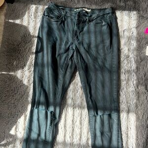 Black skinny jeans
